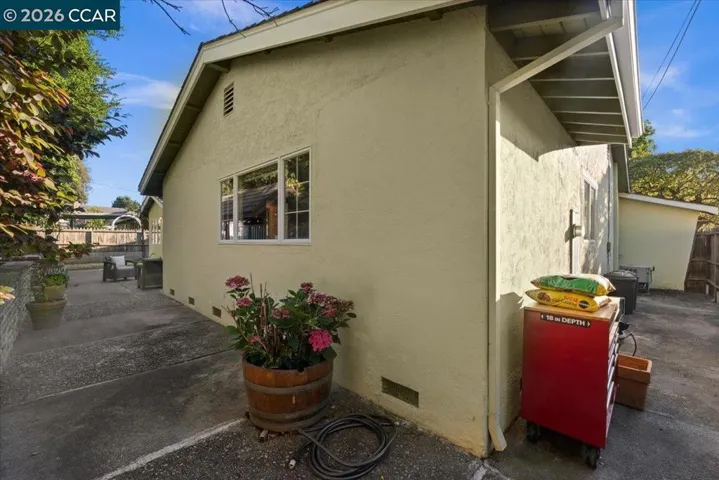 114 Combs Ln, Vallejo, California 94590