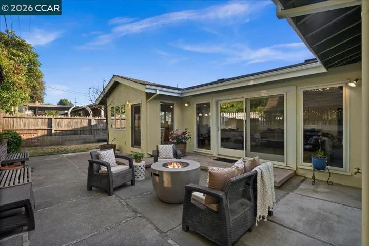 114 Combs Ln, Vallejo, California 94590
