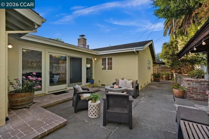114 Combs Ln, Vallejo, California 94590