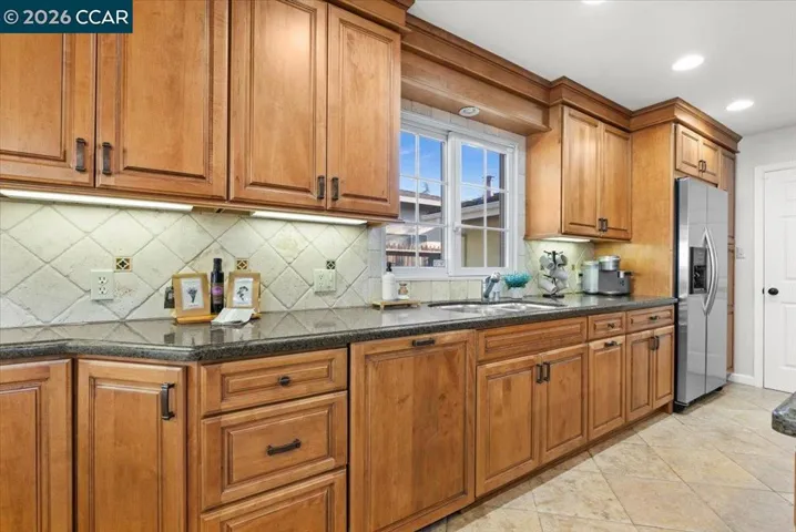114 Combs Ln, Vallejo, California 94590