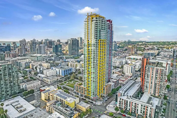 1475 Island 4301, San Diego, California 92101
