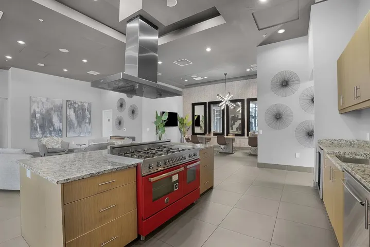 1475 Island 4301, San Diego, California 92101