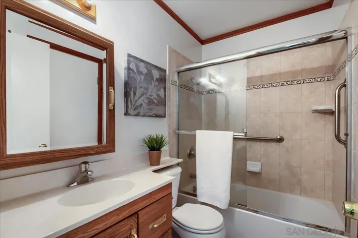 5160 Fino, San Diego, California 92124
