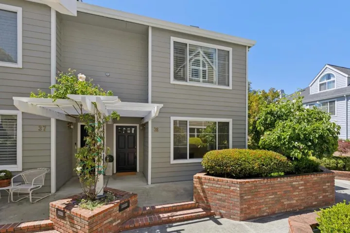 3421 El Camino Real 38c, Atherton, California 94027