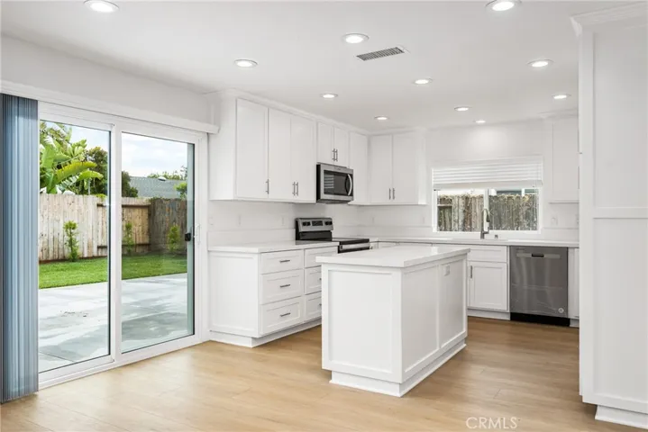 9282 Winterwood Circle, Huntington Beach, California 92646