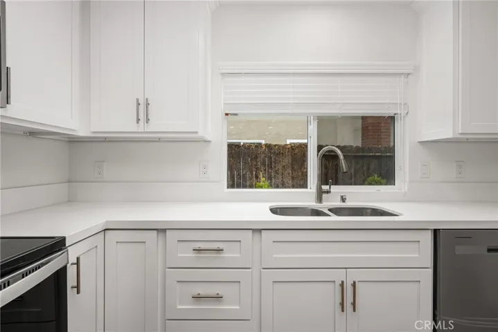 9282 Winterwood Circle, Huntington Beach, California 92646