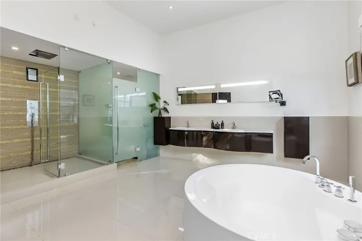 207 Saddlebow Road, Bell Canyon, California 91307
