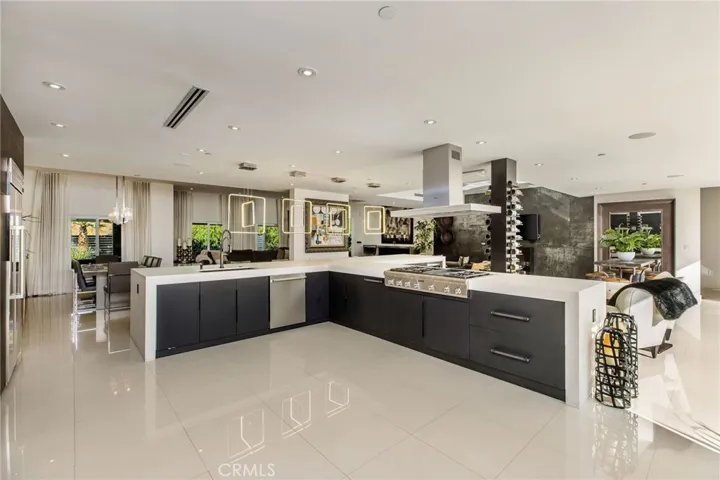 207 Saddlebow Road, Bell Canyon, California 91307