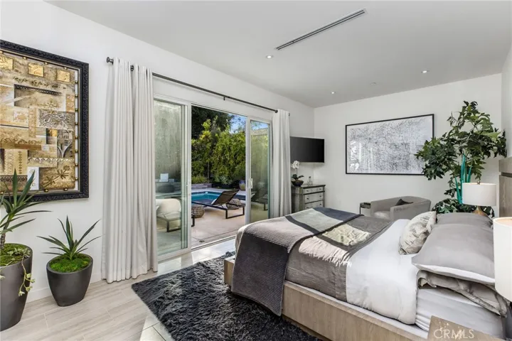 207 Saddlebow Road, Bell Canyon, California 91307