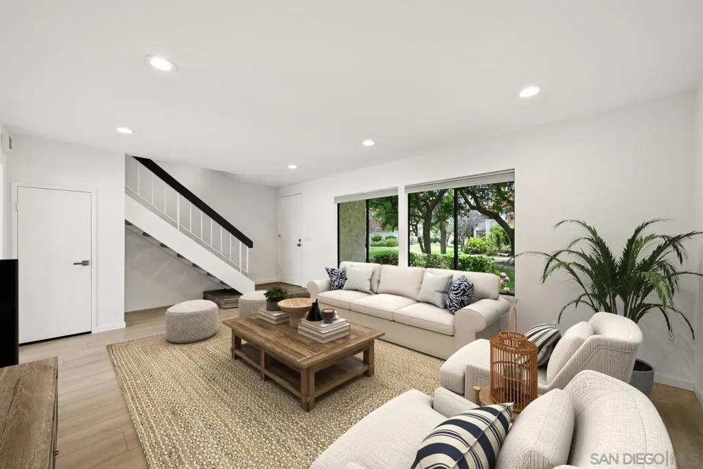 https://zimg.paragon.ice.com/ParagonImages/Property/PA/SDMLS/-528586/5/533/400/f0cbe21d4ca295e13e338308562b3199/3/ec13c6788c699159d12713a46d8629af/-528586-3583105f-789f-47a0-9a65-3cc1d6021aac.JPG