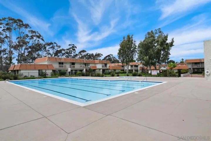 3107 Via Sombra, Carlsbad, California 92010