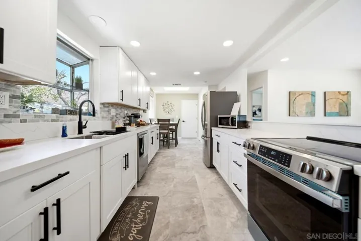 817 Arboleda Rd, El Cajon, California 92021