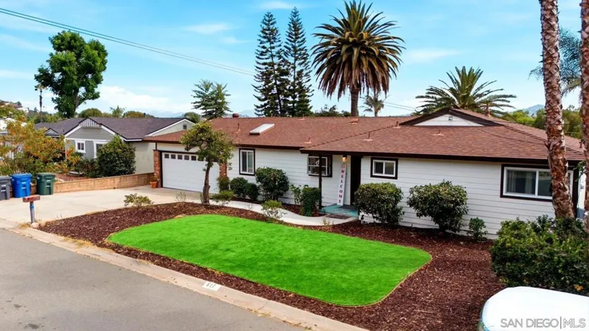 817 Arboleda Rd, El Cajon, California 92021