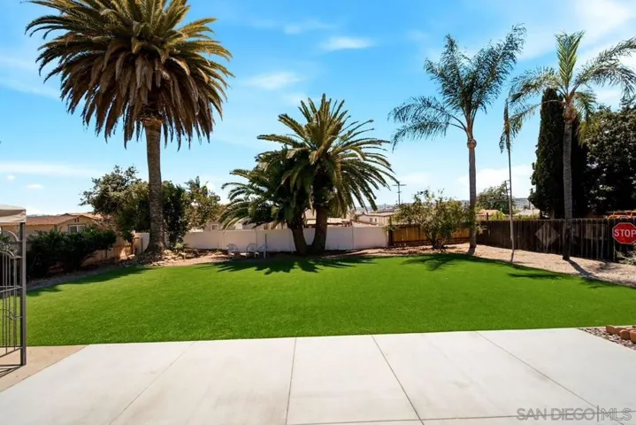 817 Arboleda Rd, El Cajon, California 92021
