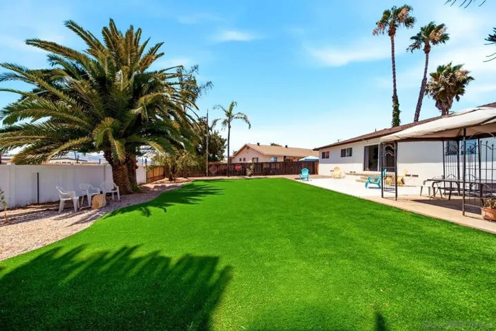 817 Arboleda Rd, El Cajon, California 92021