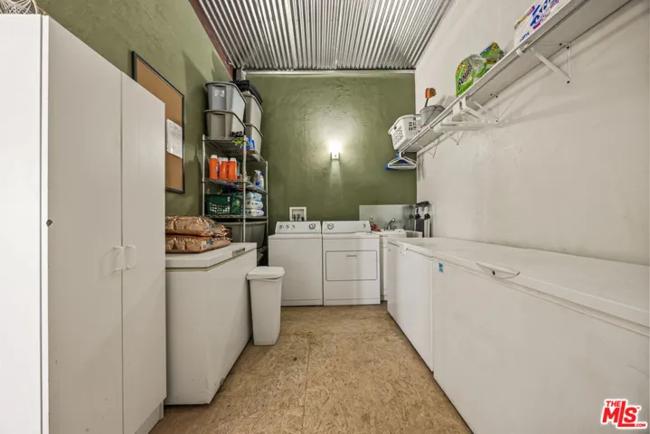 9025 Camp Rock Road, Lucerne Valley, California 92356