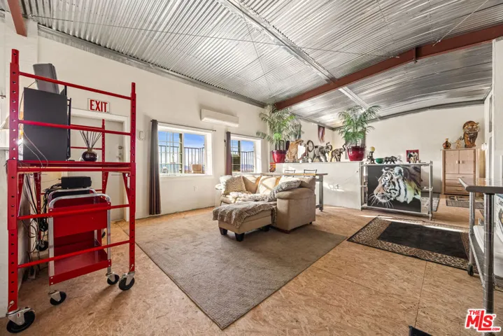 9025 Camp Rock Road, Lucerne Valley, California 92356