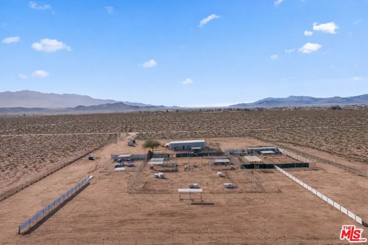 9025 Camp Rock Road, Lucerne Valley, California 92356