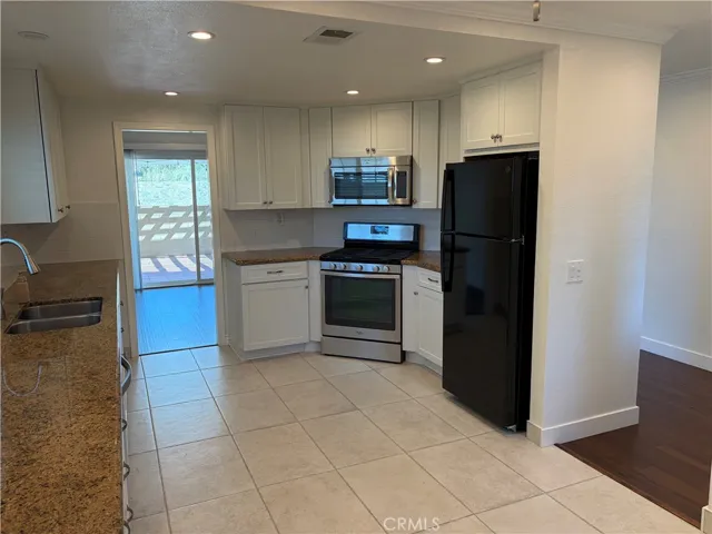 549 Canyon Hill Road, San Dimas, California 91773