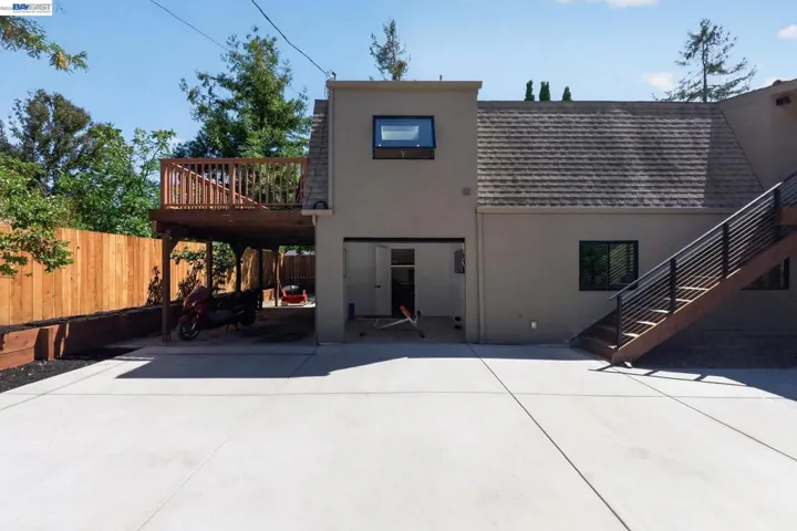 23884 Madeiros Ave, Hayward, California 94541