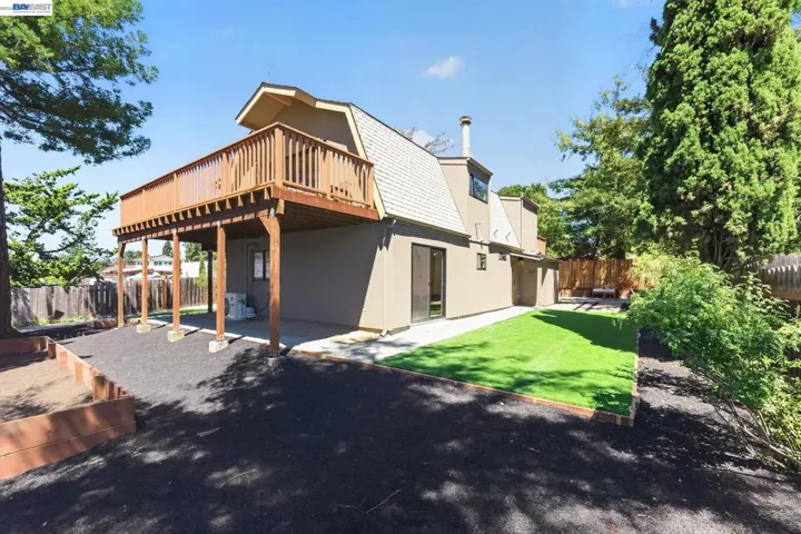 23884 Madeiros Ave, Hayward, California 94541