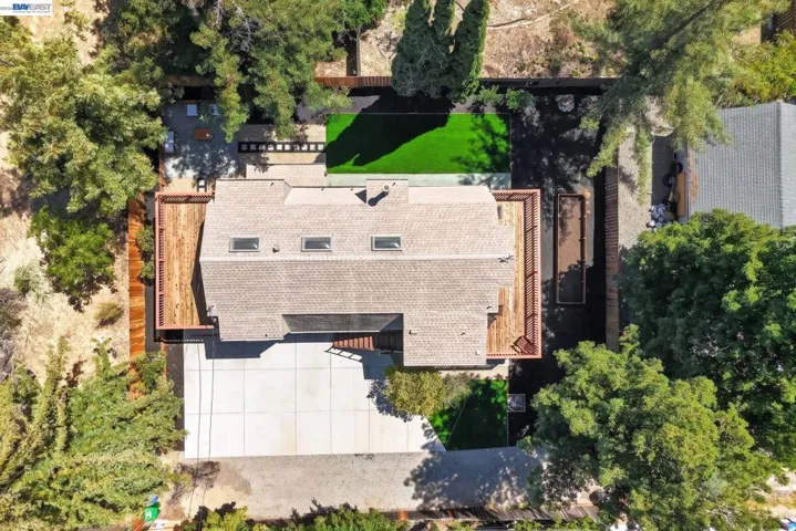 23884 Madeiros Ave, Hayward, California 94541