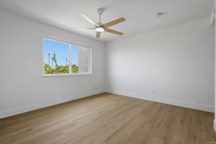 94 Kingston Ct W, Coronado, California 92118