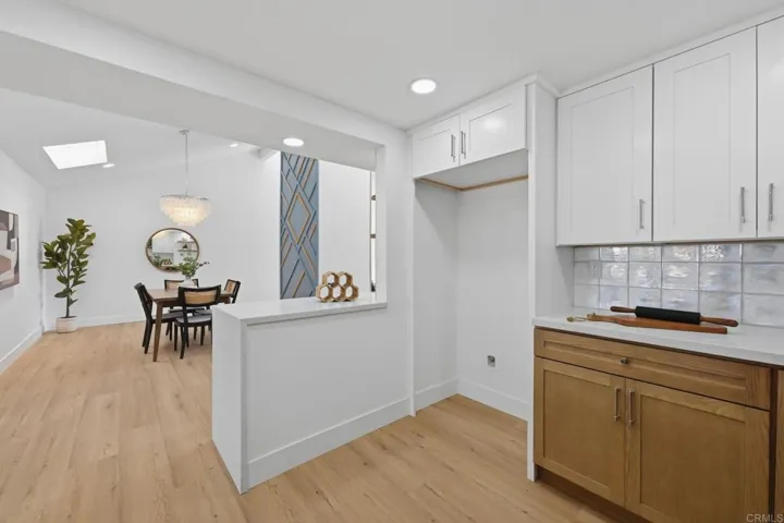94 Kingston Ct W, Coronado, California 92118