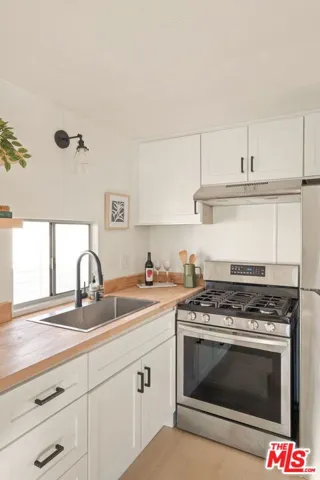 11250 Playa Street 82, Culver City, California 90230