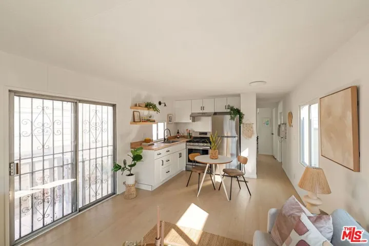 11250 Playa Street 82, Culver City, California 90230