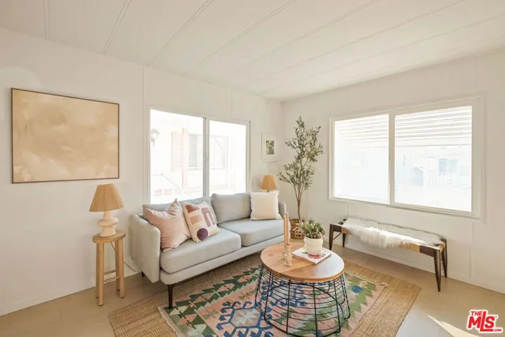 11250 Playa Street 82, Culver City, California 90230