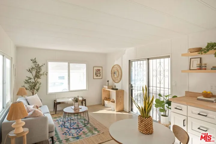11250 Playa Street 82, Culver City, California 90230