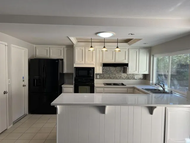 1282 Whitsett Dr., El Cajon, California 92020