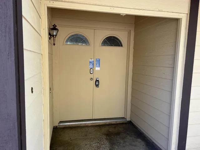1282 Whitsett Dr., El Cajon, California 92020