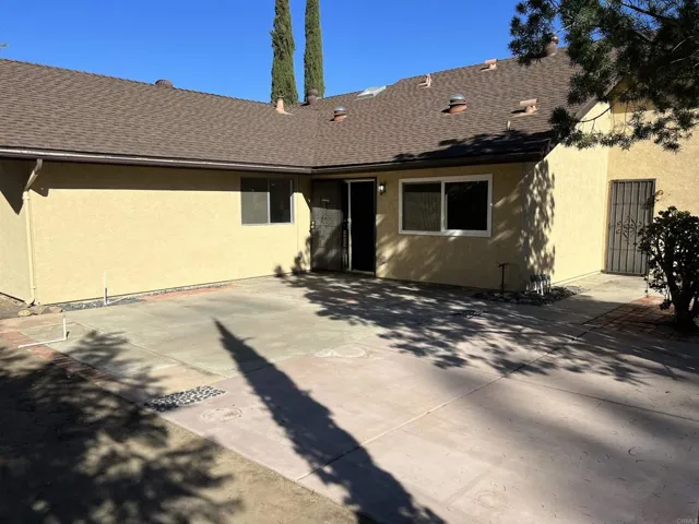 1282 Whitsett Dr., El Cajon, California 92020