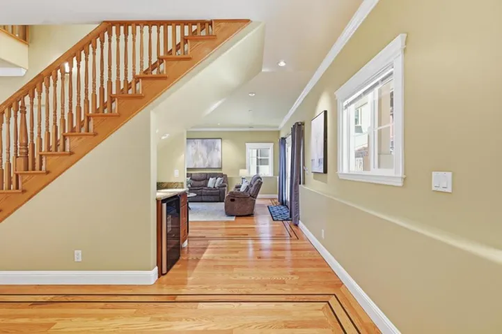 7420 Skyline Boulevard, Oakland, California 94611