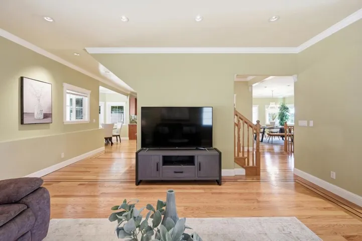 7420 Skyline Boulevard, Oakland, California 94611