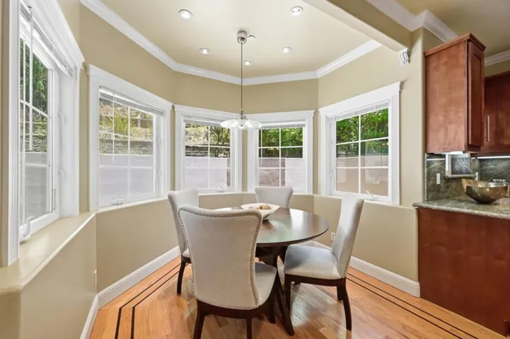 7420 Skyline Boulevard, Oakland, California 94611