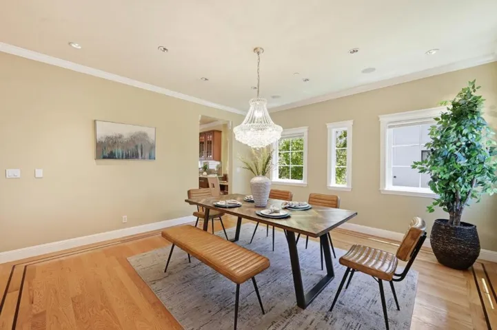 7420 Skyline Boulevard, Oakland, California 94611