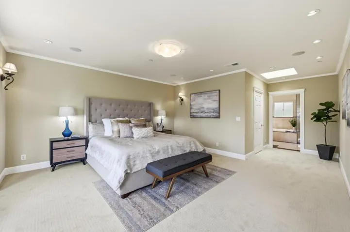 7420 Skyline Boulevard, Oakland, California 94611