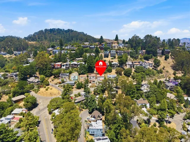 7420 Skyline Boulevard, Oakland, California 94611