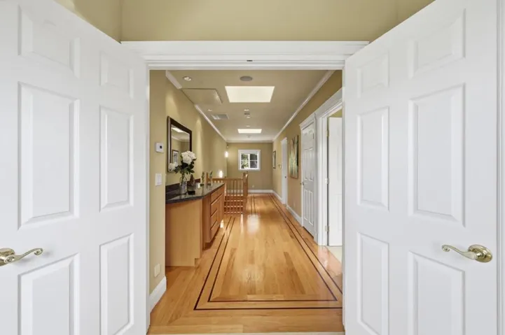 7420 Skyline Boulevard, Oakland, California 94611