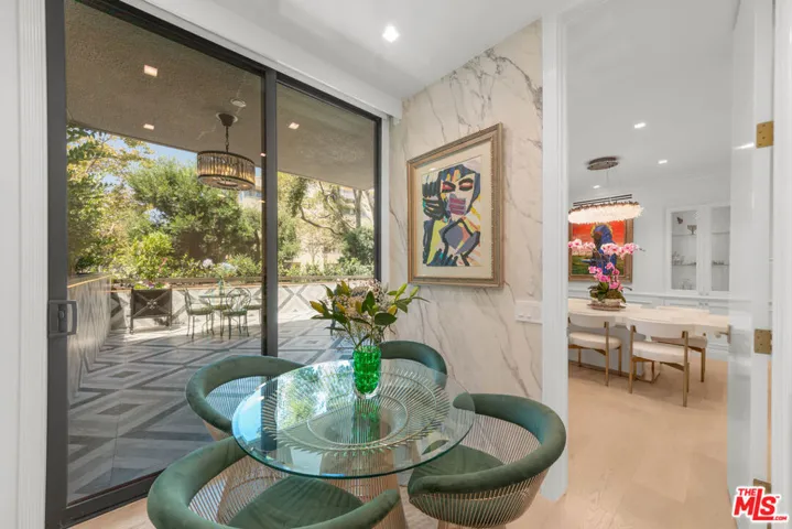 300 N Swall Drive 158, Beverly Hills, California 90211