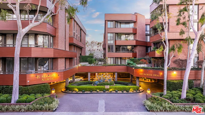 300 N Swall Drive 158, Beverly Hills, California 90211