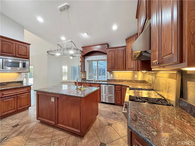 875 Clark, Riverside, California 92501