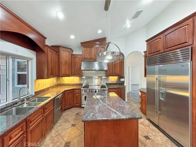 875 Clark, Riverside, California 92501