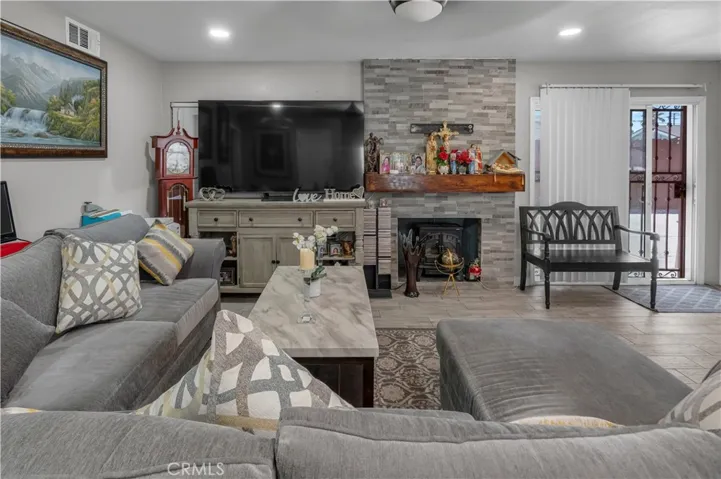 3559 Ferndale, San Bernardino, California 92404