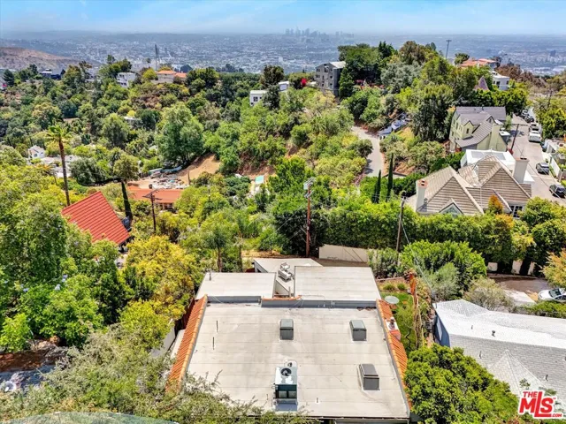 2007 Barcelona Drive, Los Angeles, California 90046