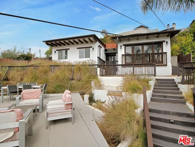 2007 Barcelona Drive, Los Angeles, California 90046