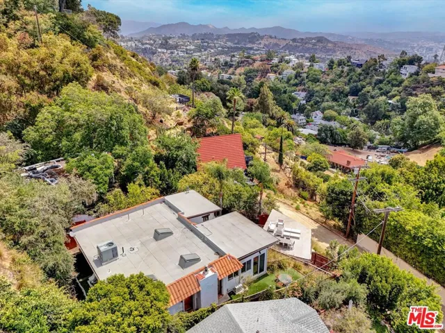 2007 Barcelona Drive, Los Angeles, California 90046